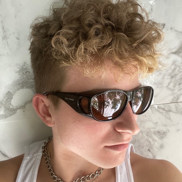 Brown Retro Vintage Sunglasses/Shades - Picture 3 of 4